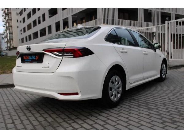Toyota Corolla cena 69999 przebieg: 173000, rok produkcji 2021 z Tuczno małe 56
